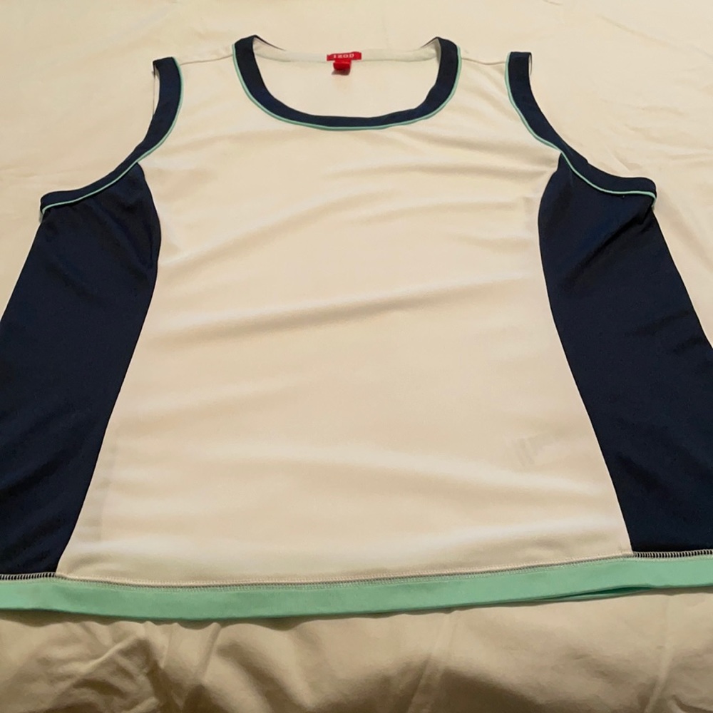 Izod Golf or Tennis sleeveless top XL
